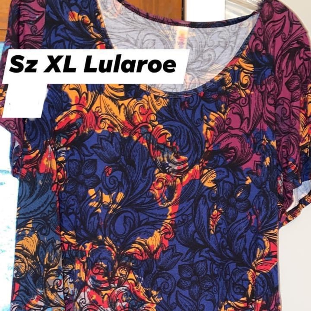 Short sleeve top